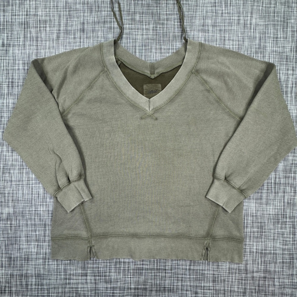 Aerie Womens Medium Olive Green V Neck Sweatshirt Oversized Distressed Cotton